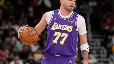 佛罗伦萨与德赫亚开启长期合约谈判